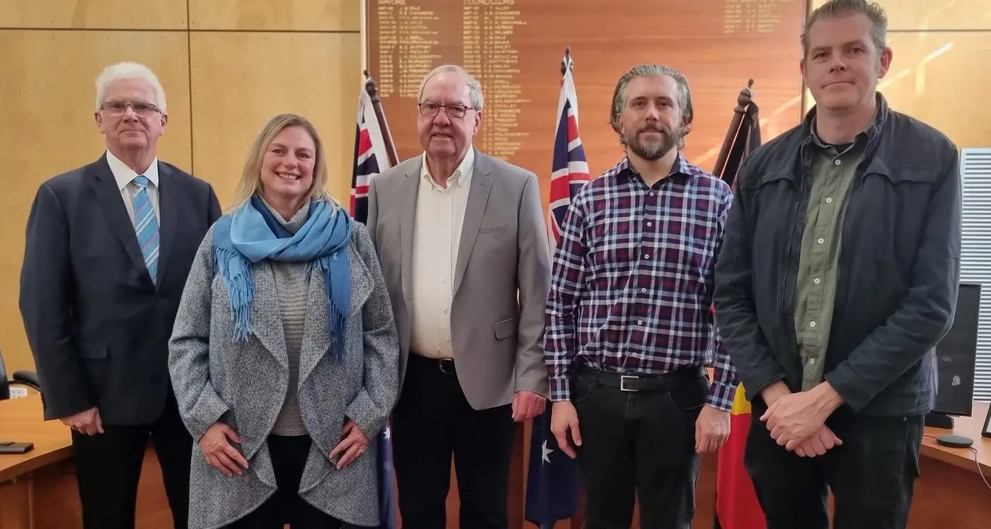 Five locals granted Australian citizenship