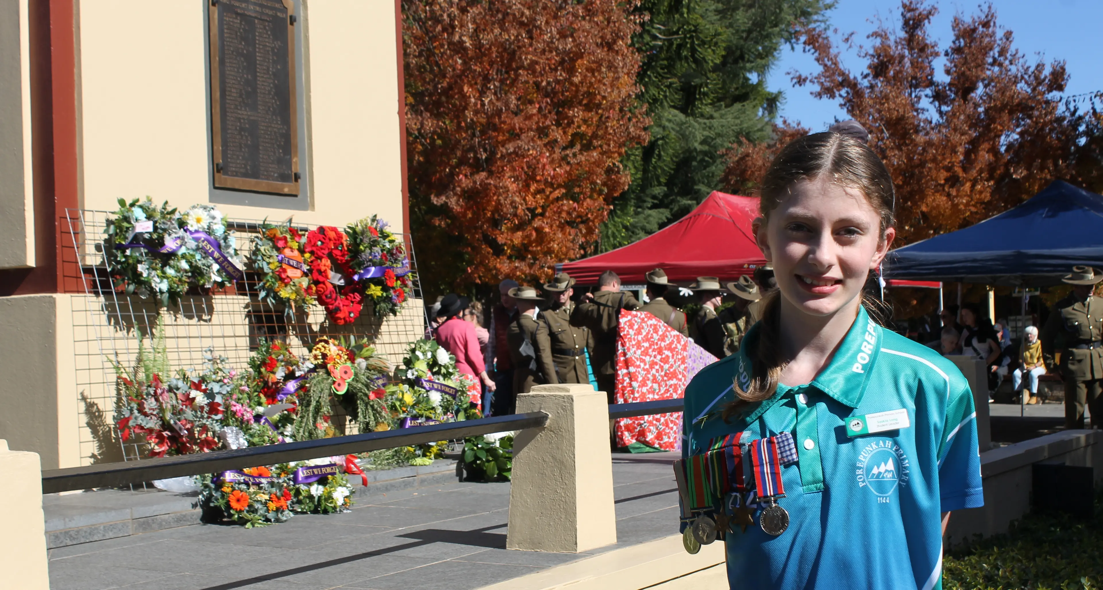 Splendidly sunny day for ANZAC Day services in Bright
