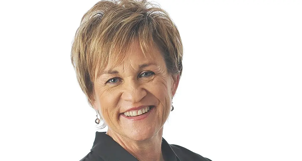 Dalton calls for urgent talks with WIN TV bosses