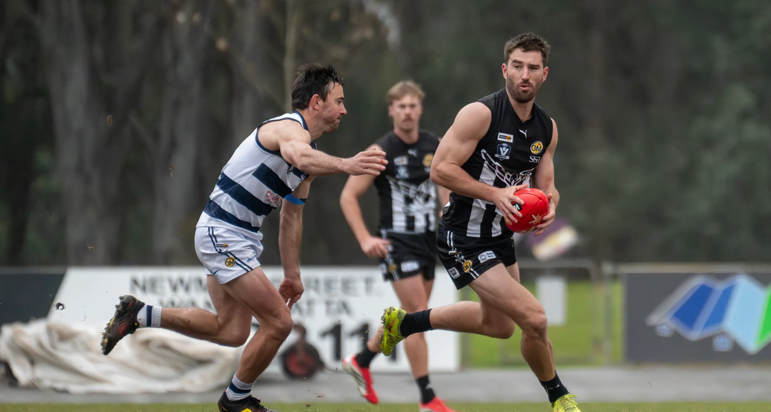 Magpies’ ‘triple J’ attack blasts Pigeons off the park