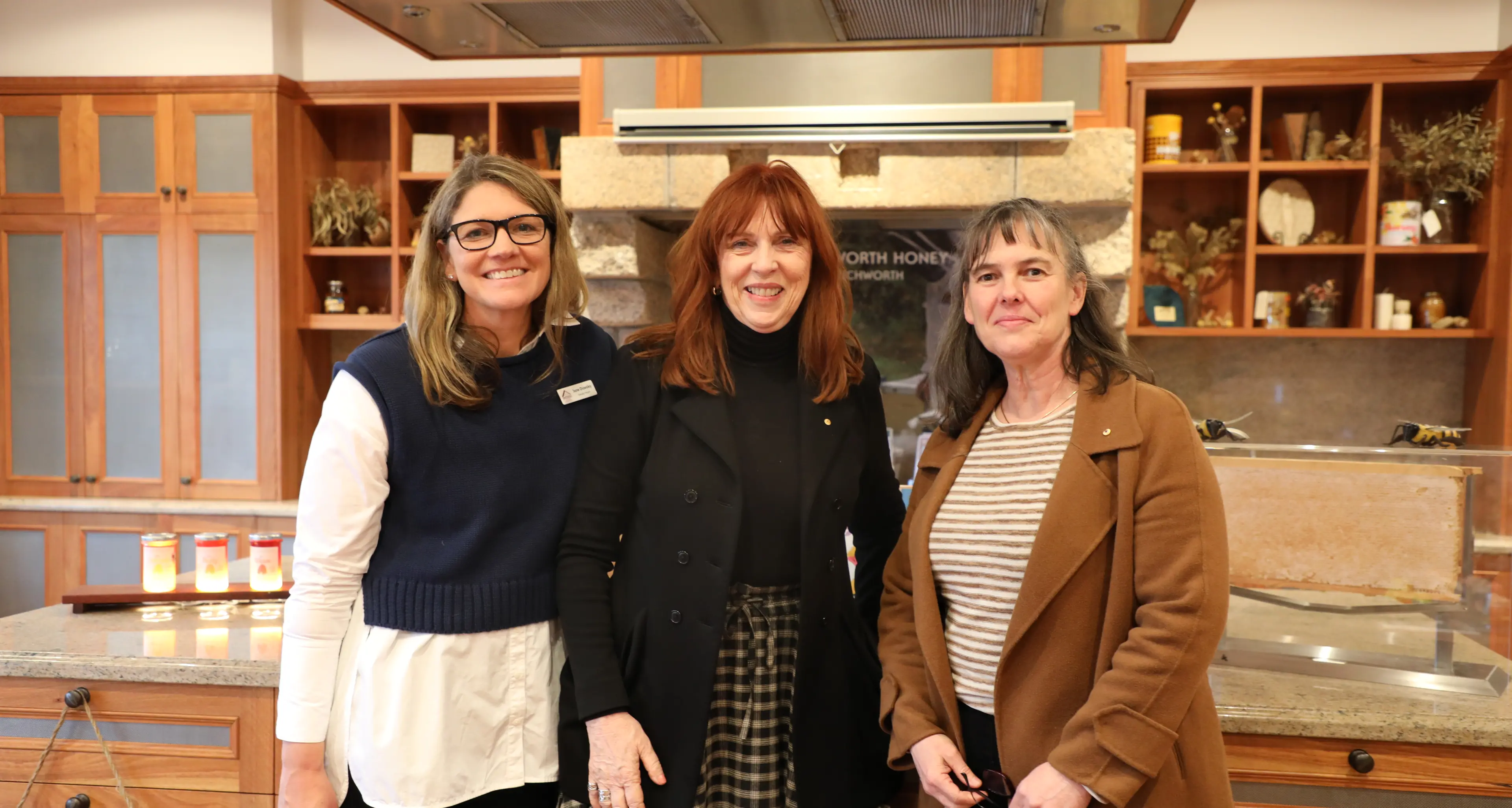 Governor takes royal tour of Indigo Shire