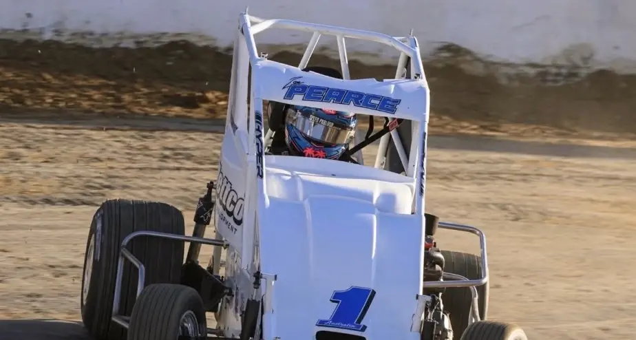 Need for speed on display at Myrtleford Speedway