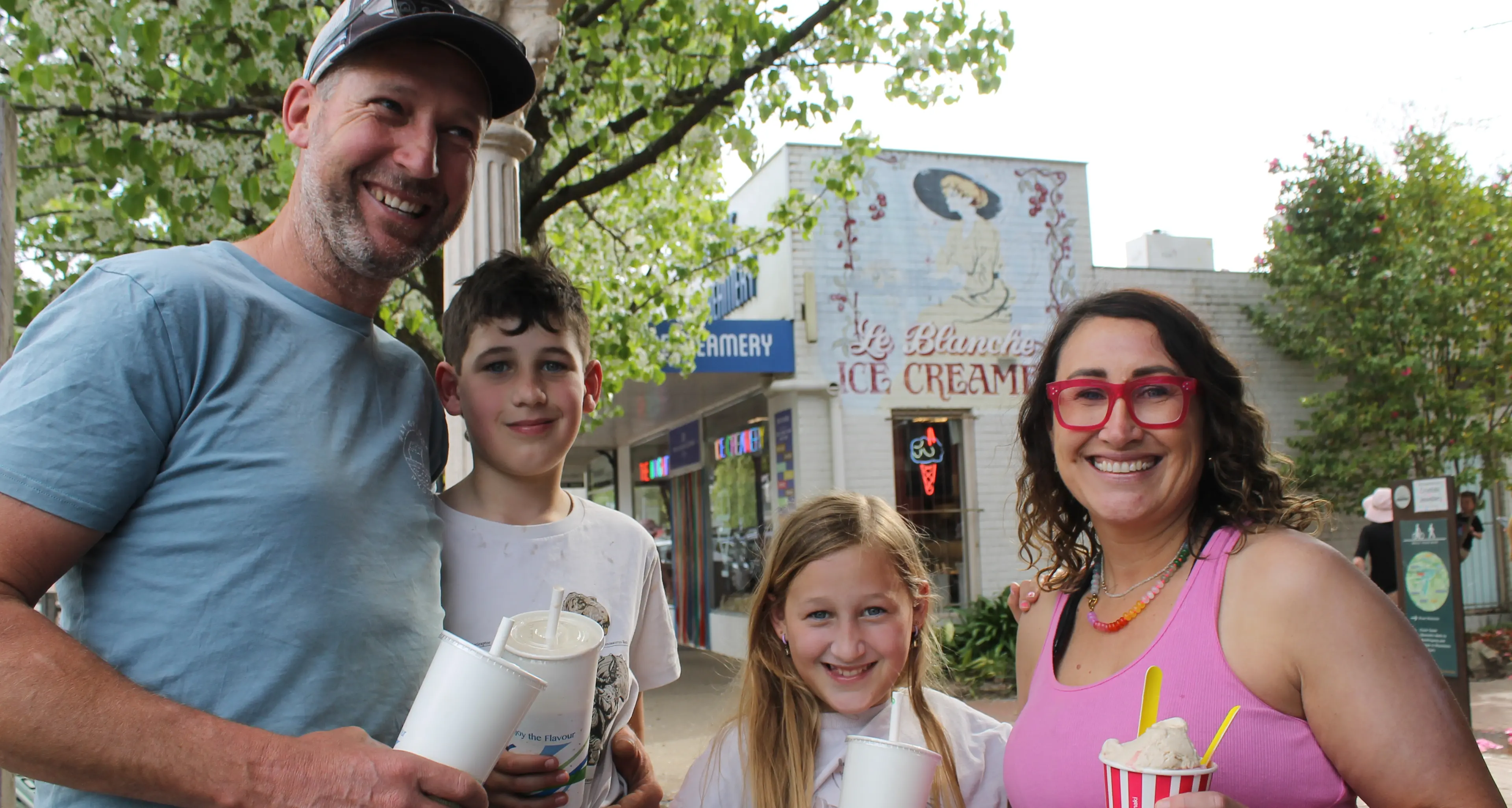 Busy school holidays in Bright despite short snow season