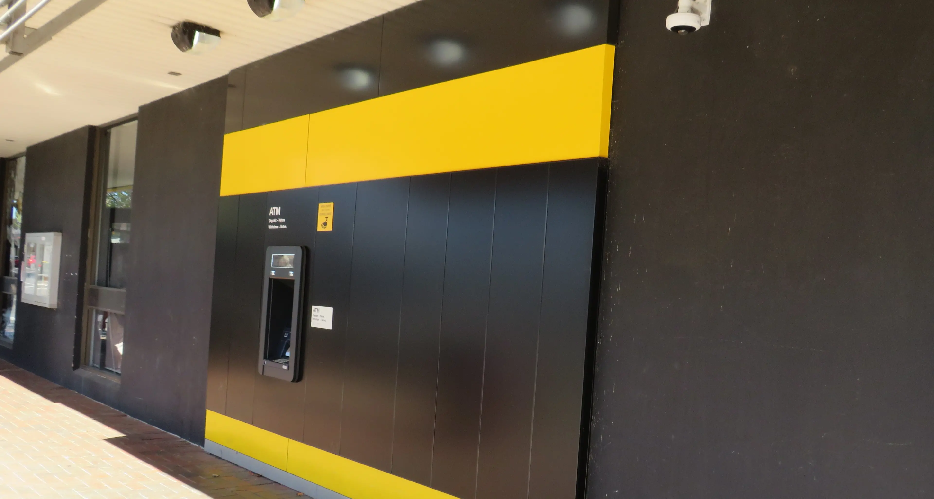 ATM reconfiguration at Commonwealth Bank